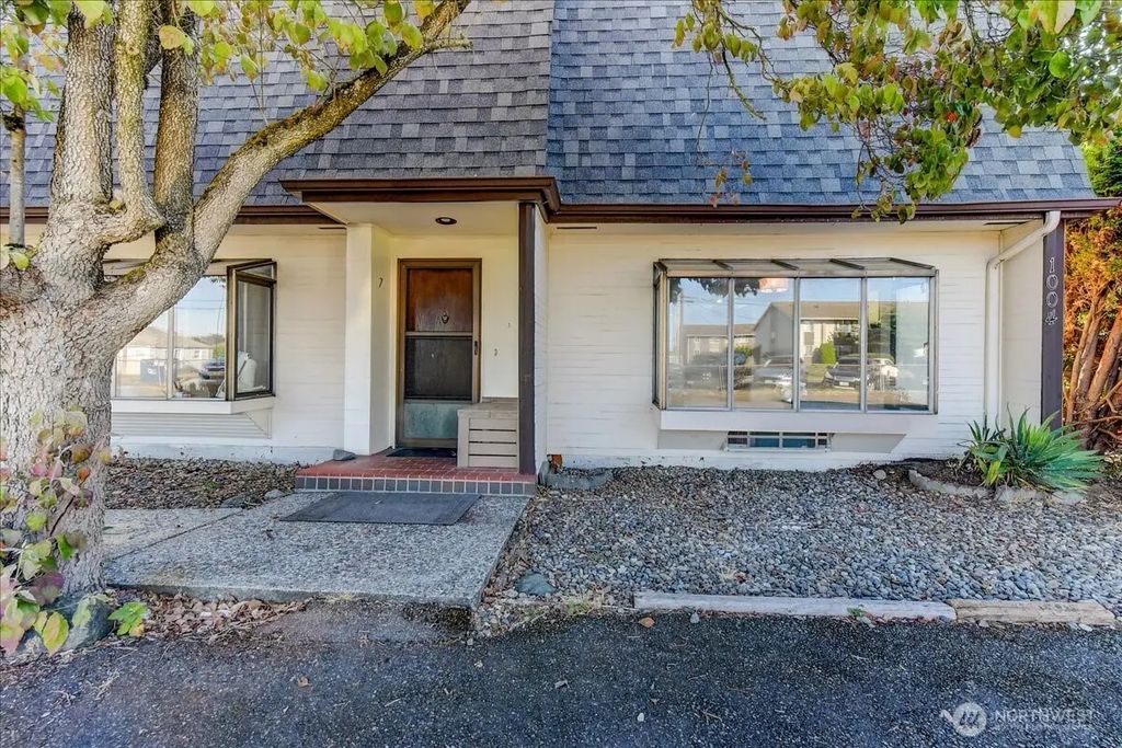 1004 Columbia Avenue 7, Marysville
