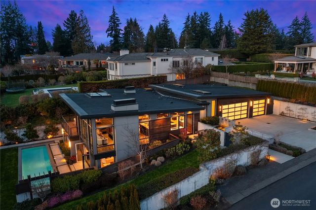 9404 Ne 20th Street, Clyde Hill