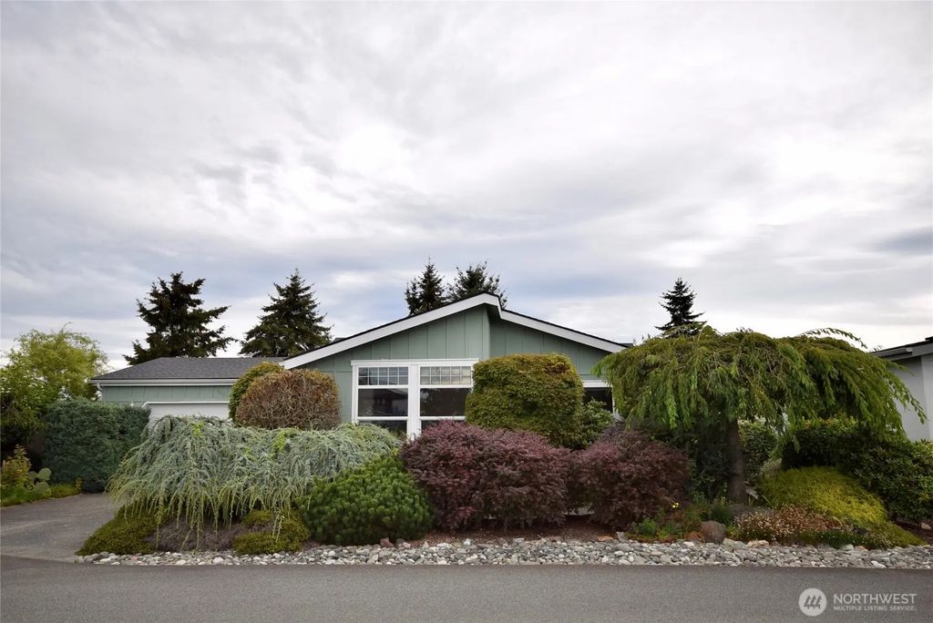 980 N Starboard Way, Sequim