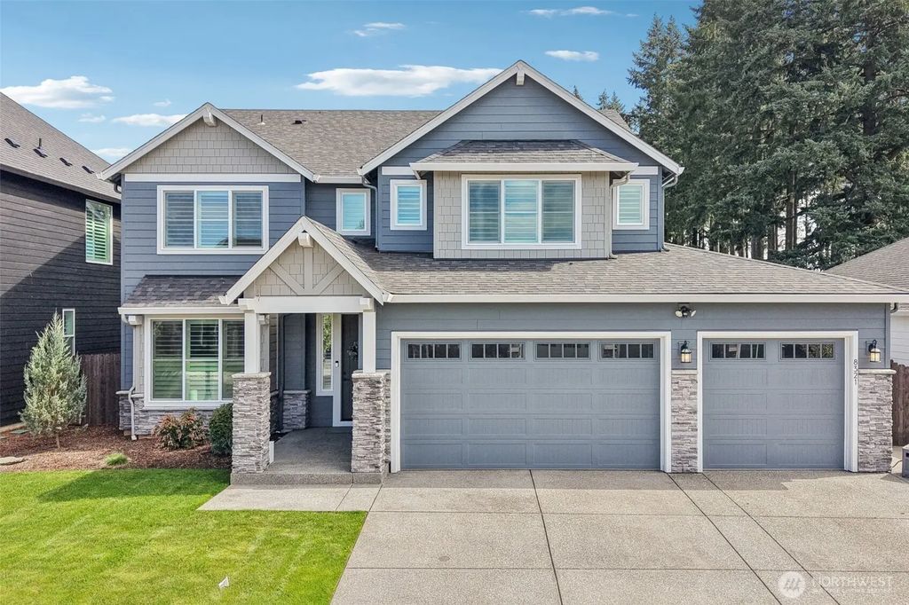 8321 Ne 168th Place, Vancouver