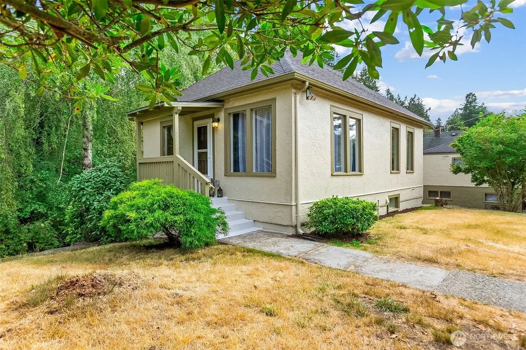 451 Tracy Avenue N, Port Orchard