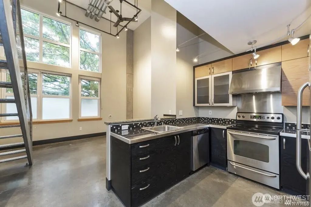 2440 Western Avenue 201, Seattle