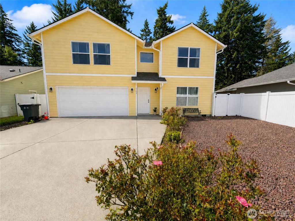 1249 Jones Street, Shelton