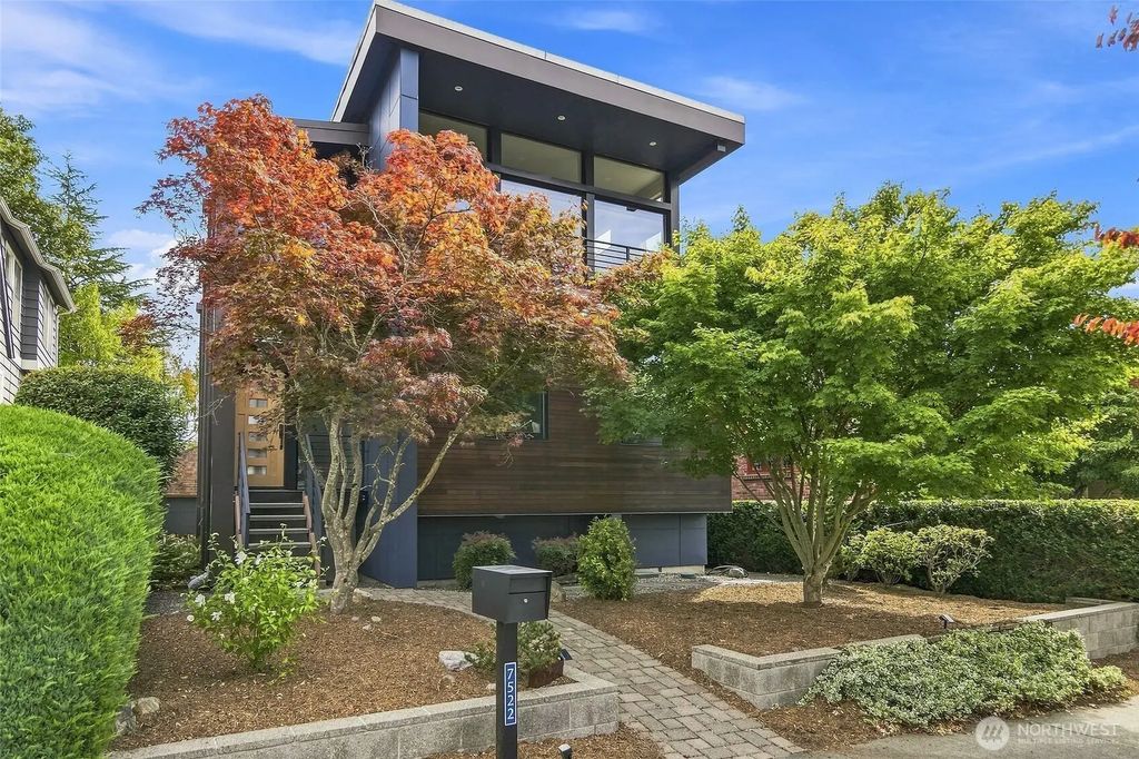 7522 14th Avenue Ne, Seattle