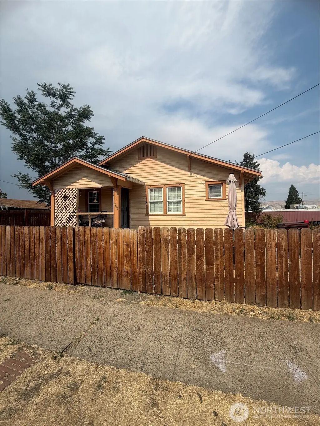 403 Queen Anne, Yakima