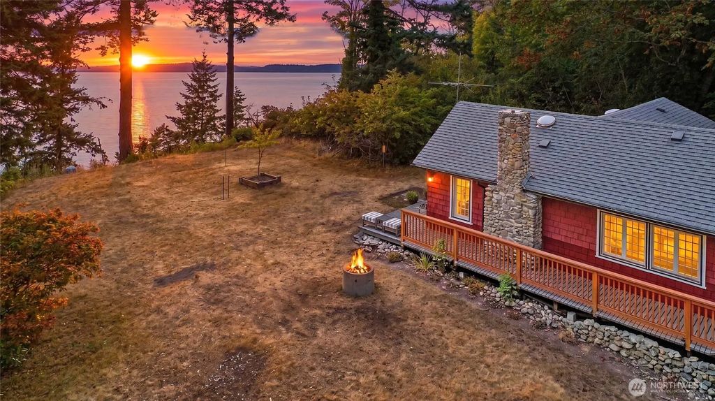 17932 Marine Drive, Stanwood