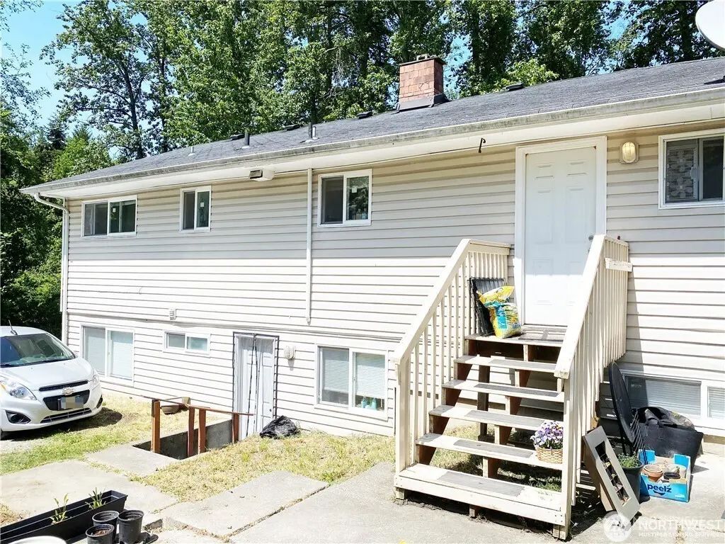 2413 Sw Graham Street, Seattle