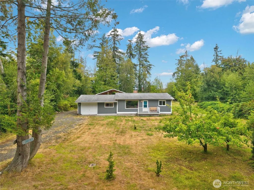 36132 Hood Canal Drive Ne, Hansville
