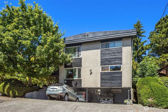 4400 Linden Ave N, Seattle