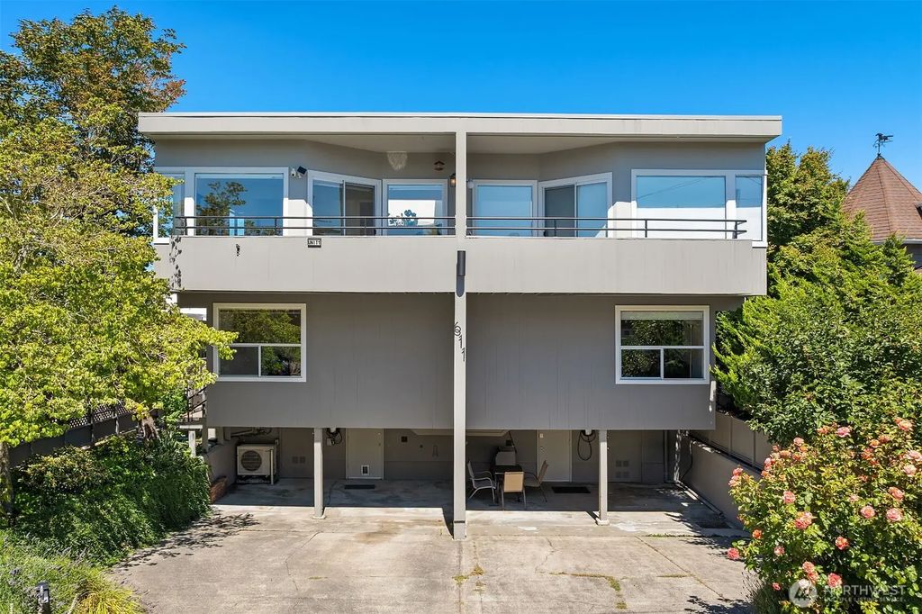 611 Bell Street 1, Edmonds