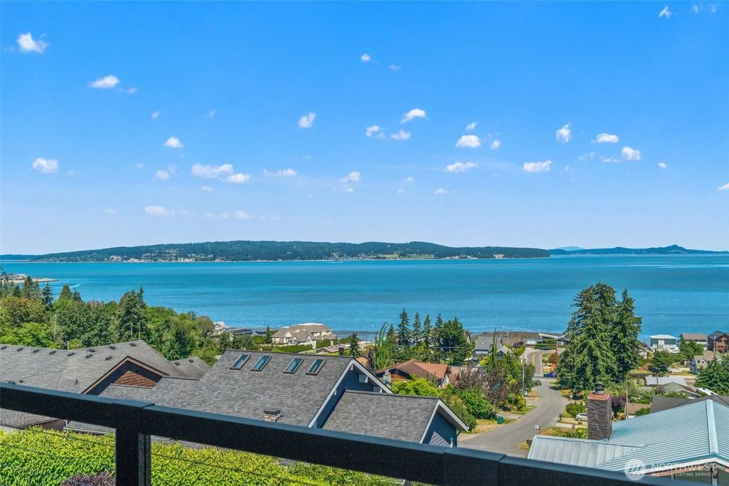 47 Conley Drive, Camano Island