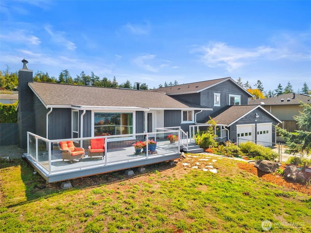 150 N Rhododendron Drive, Port Townsend