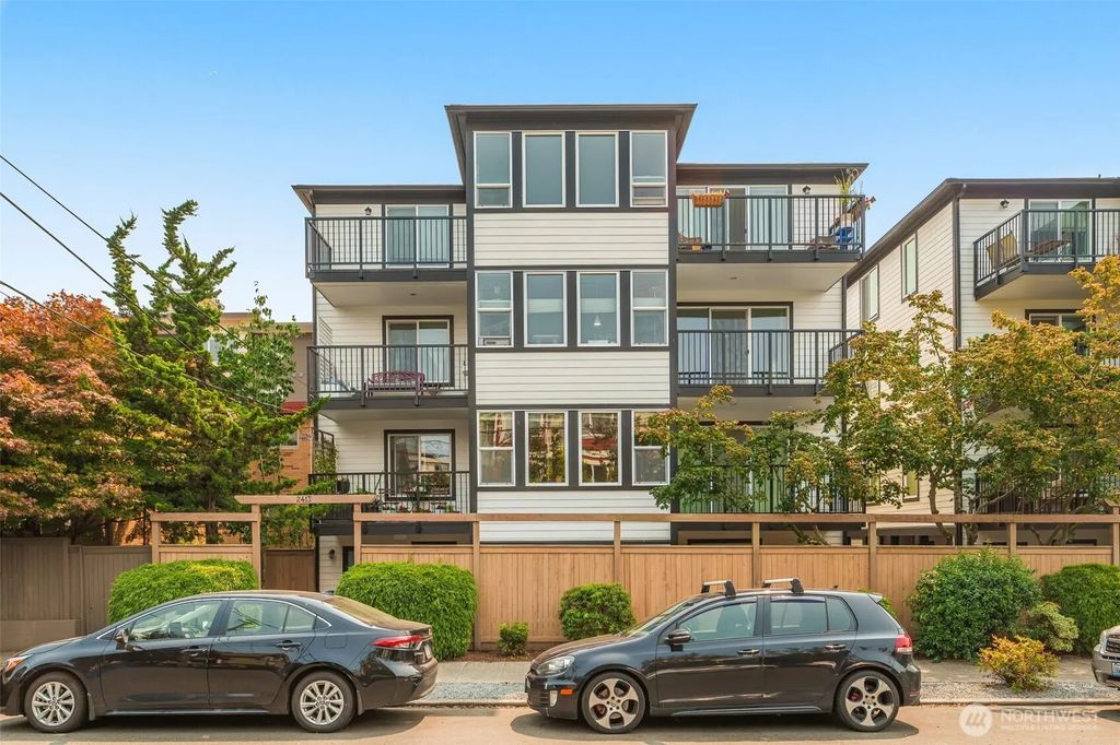 2413 Nw 59th Street E201, Seattle
