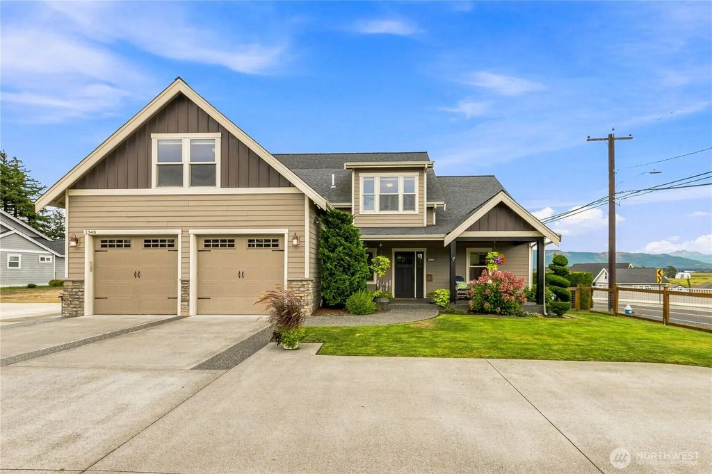 1348 Larkspur Street, Lynden