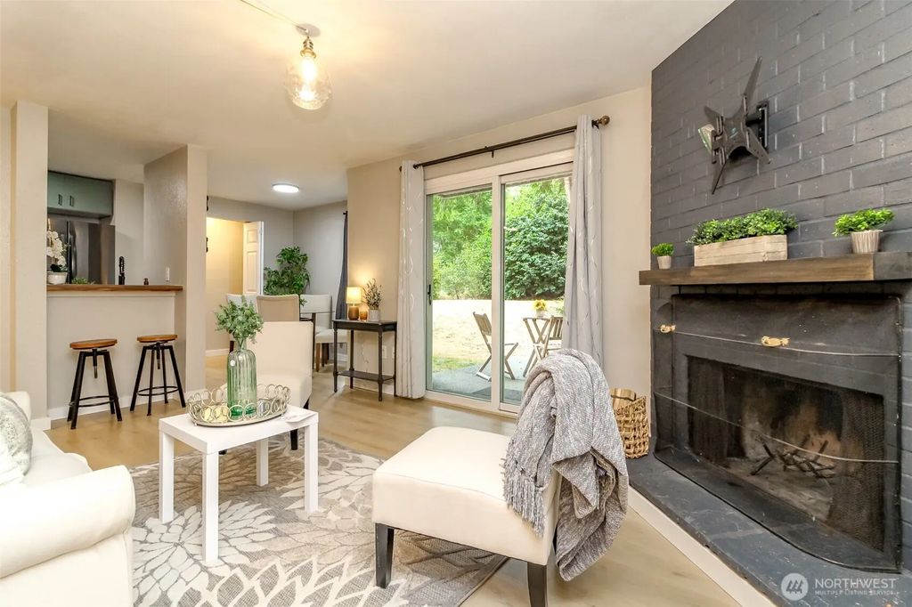 408 S 323rd Street L5, Federal Way