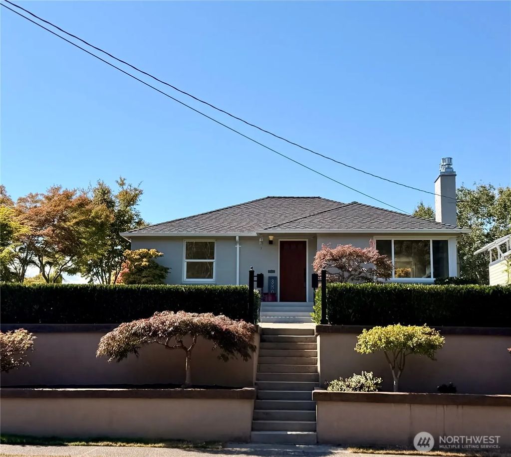 3803 29th Avenue W, Seattle