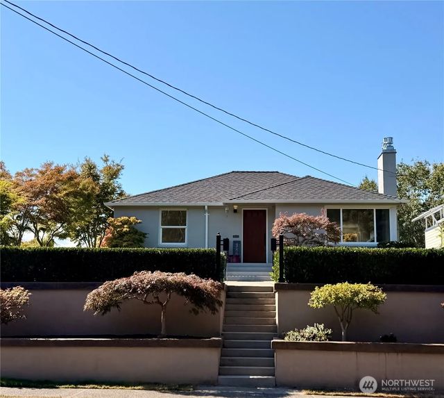 3803 29th Avenue W, Seattle
