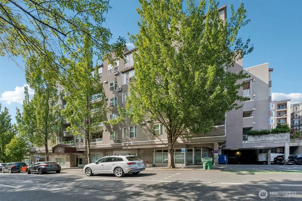 4343 Roosevelt Way Ne 608, Seattle