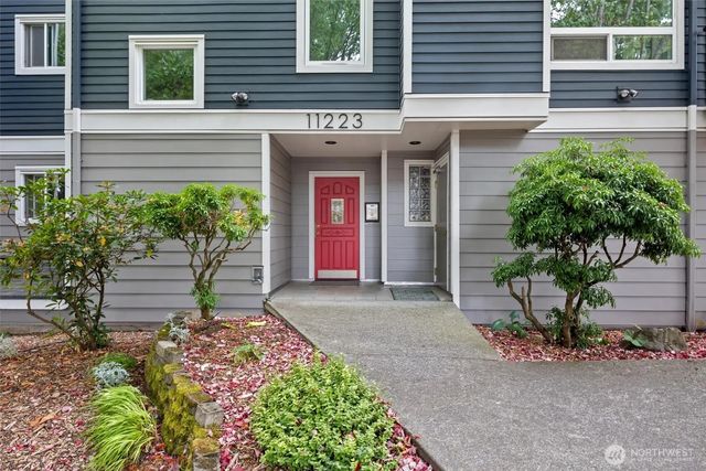 11223 Corliss Avenue N 301, Seattle