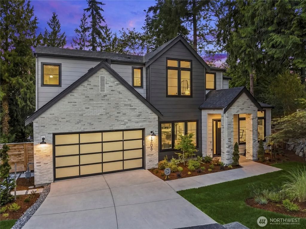 1706 111th Avenue Ne, Bellevue