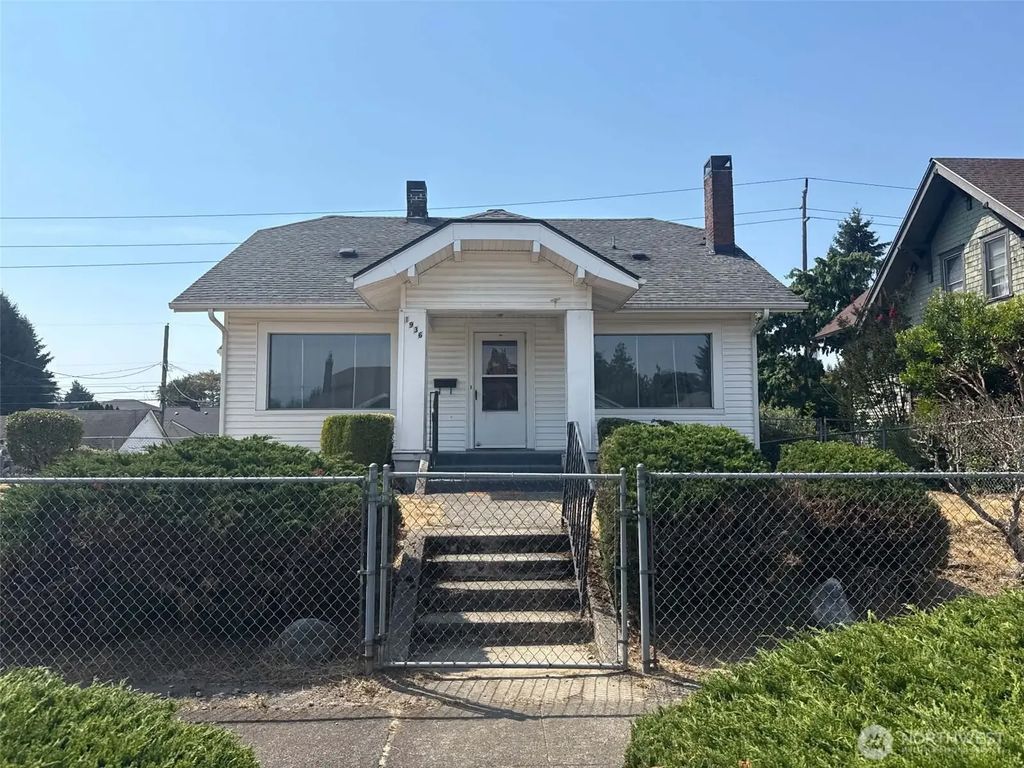 1936 S M Street, Tacoma