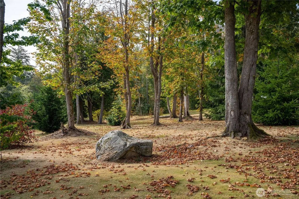 3410 Slater Road, Ferndale