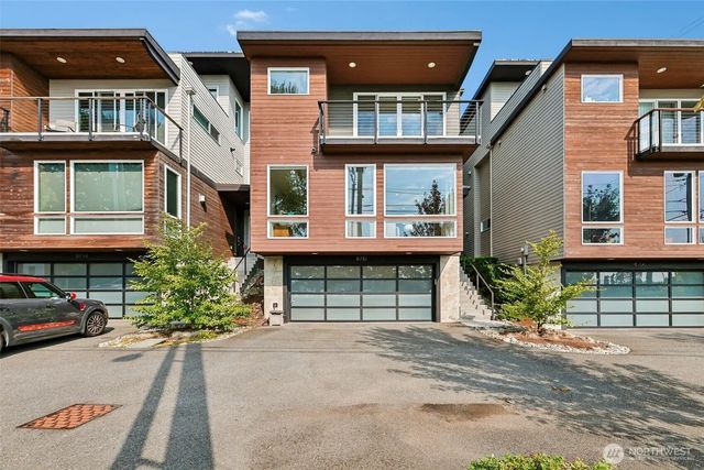 8710 112th Avenue Ne, Kirkland