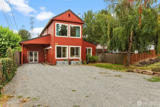 9682 Beacon Avenue S, Seattle