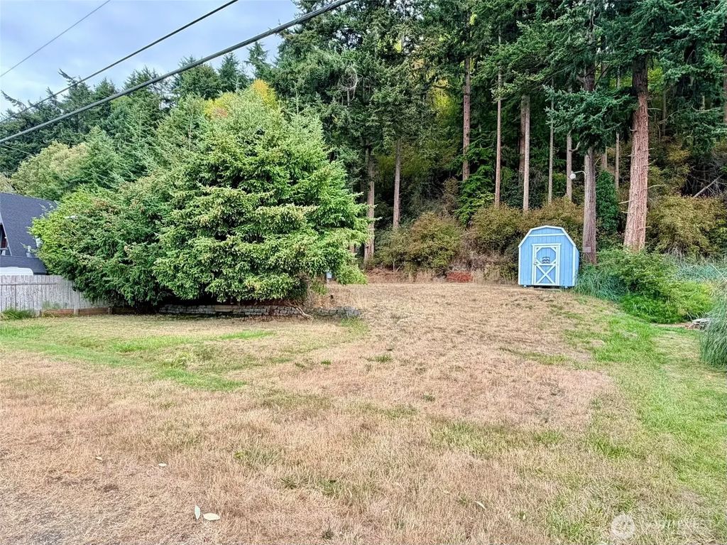 3687 Shorewood Avenue, Greenbank