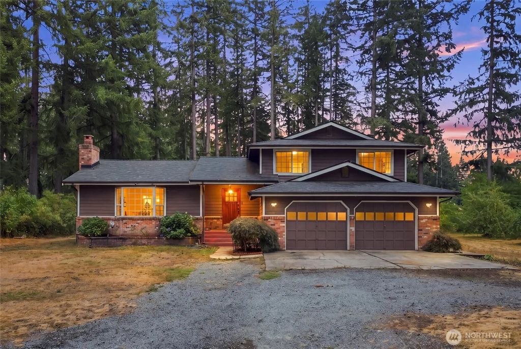 24615 61st Avenue Court E, Graham