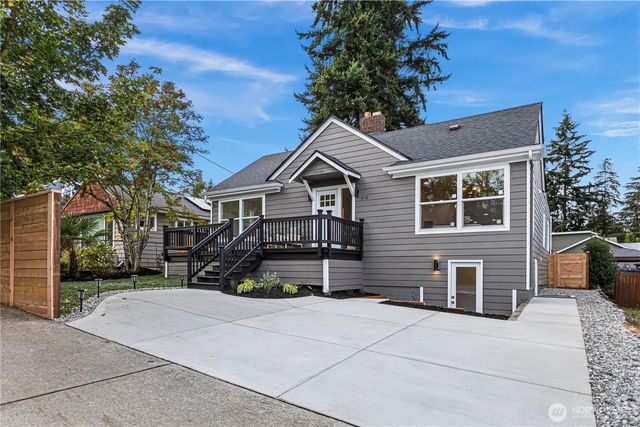 618 N 125th Street, Seattle
