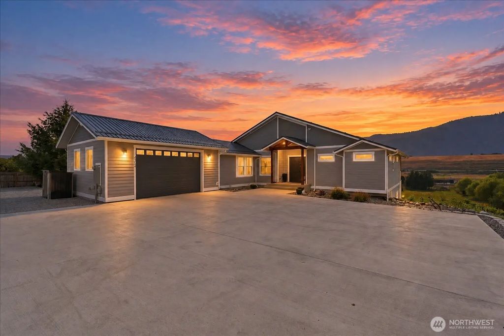 2259 Washington Street, Manson