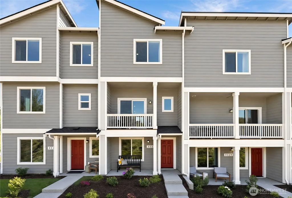9686 Mineral Avenue Nw, Silverdale