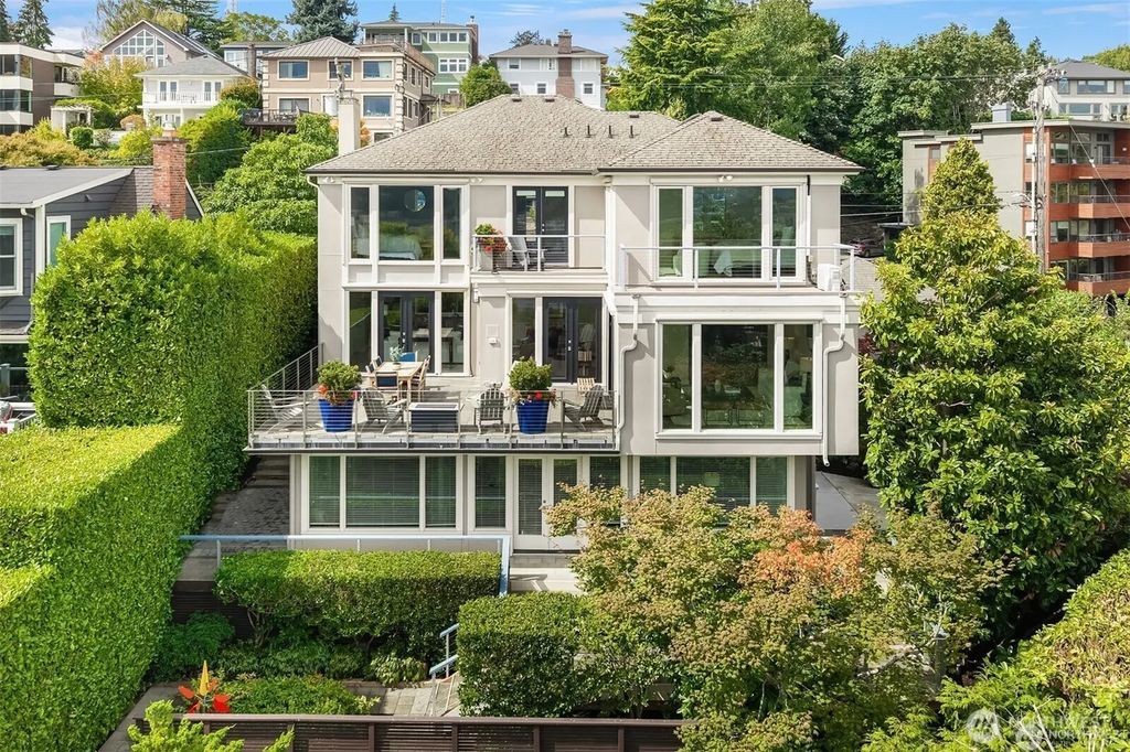 1622 5th Avenue N, Seattle