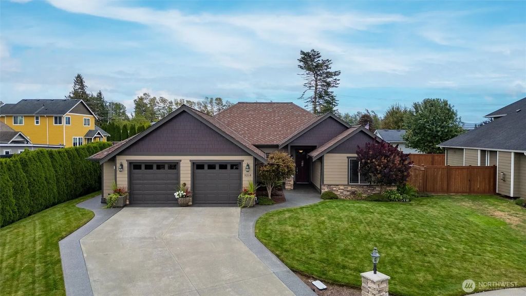 5218 Sparrow Court, Ferndale
