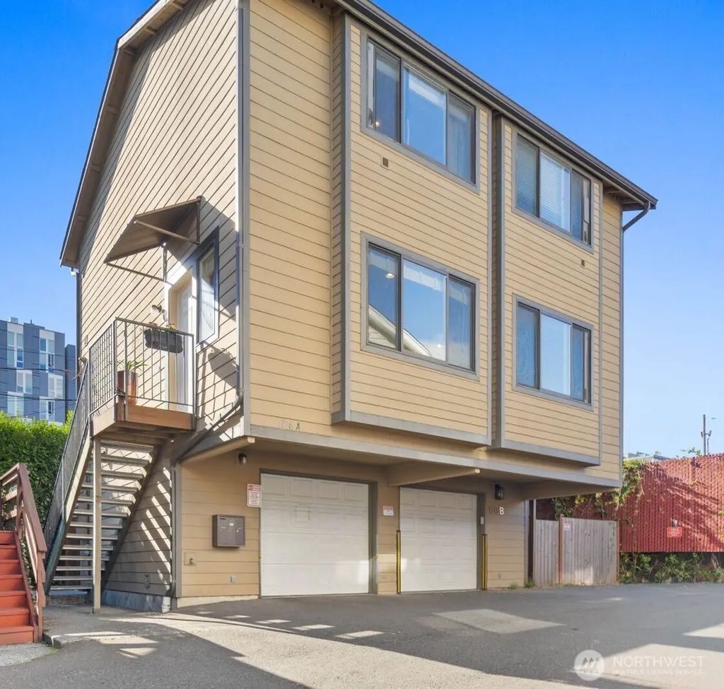 1216 E Fir Street A, Seattle