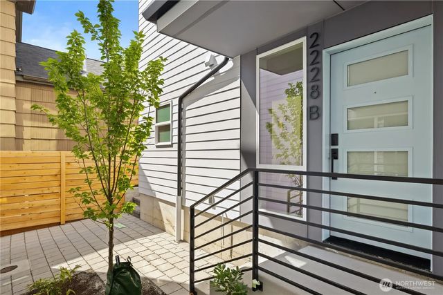 2228 B Nw 60th Street, Seattle