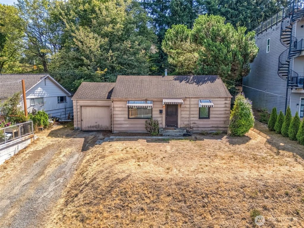 406 Windsor Way Ne, Renton