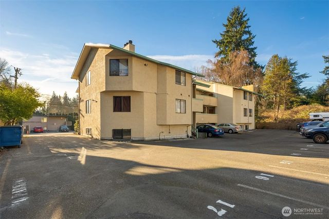 3024 Ne 143rd Street 103, Seattle