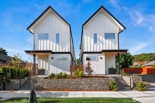 9004 5th Avenue S, Seattle