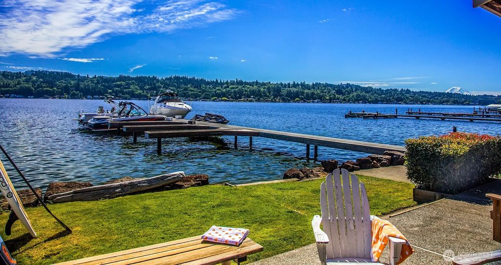 9426 Se 52nd Street, Mercer Island