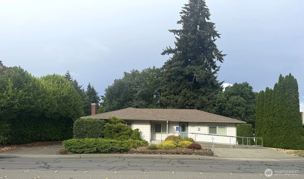 1307 College Street Se, Lacey