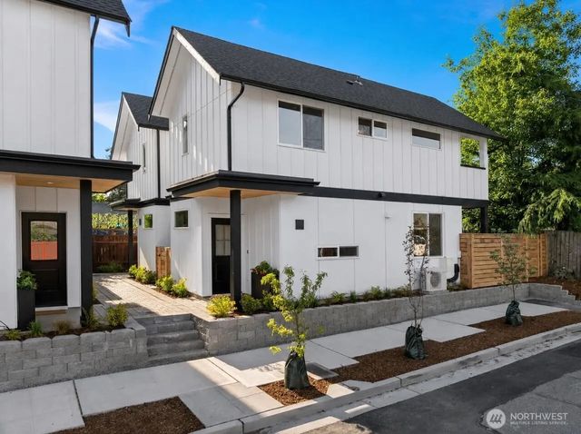 9008 5th Avenue S, Seattle