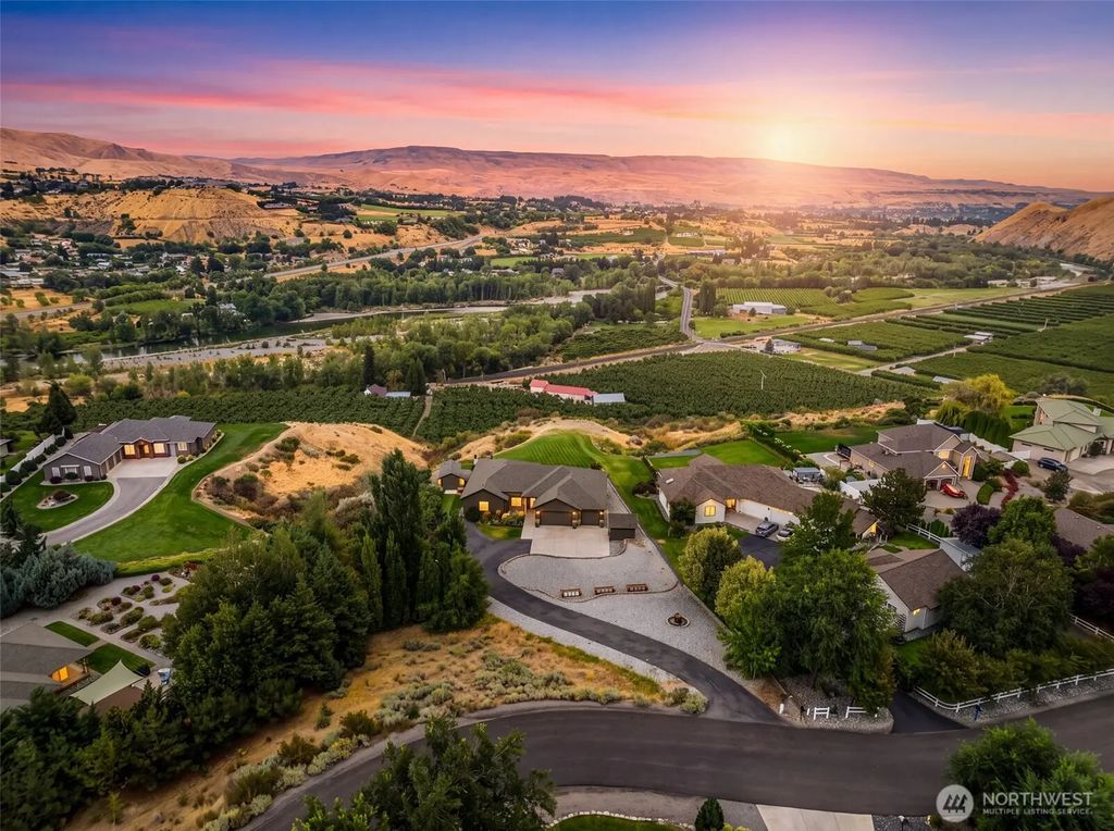 3045 Eastview Lane, Wenatchee