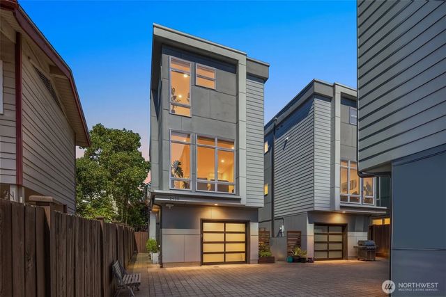 2450 Nw 61st Street, Seattle