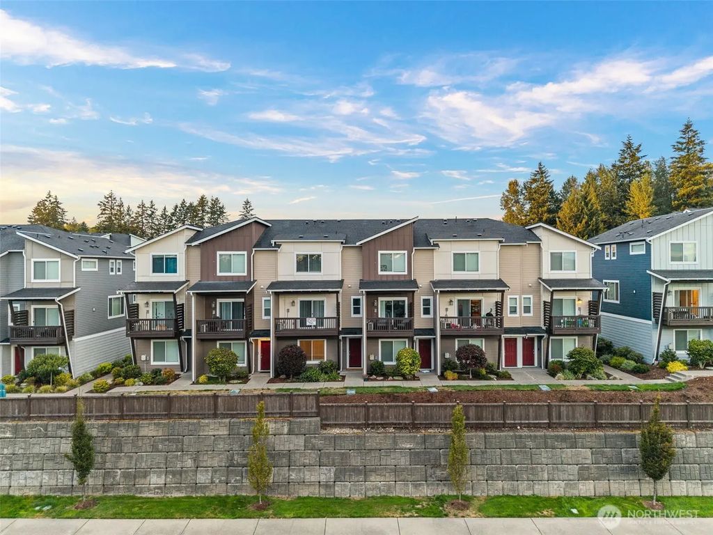 17537 110th Avenue E D, Puyallup