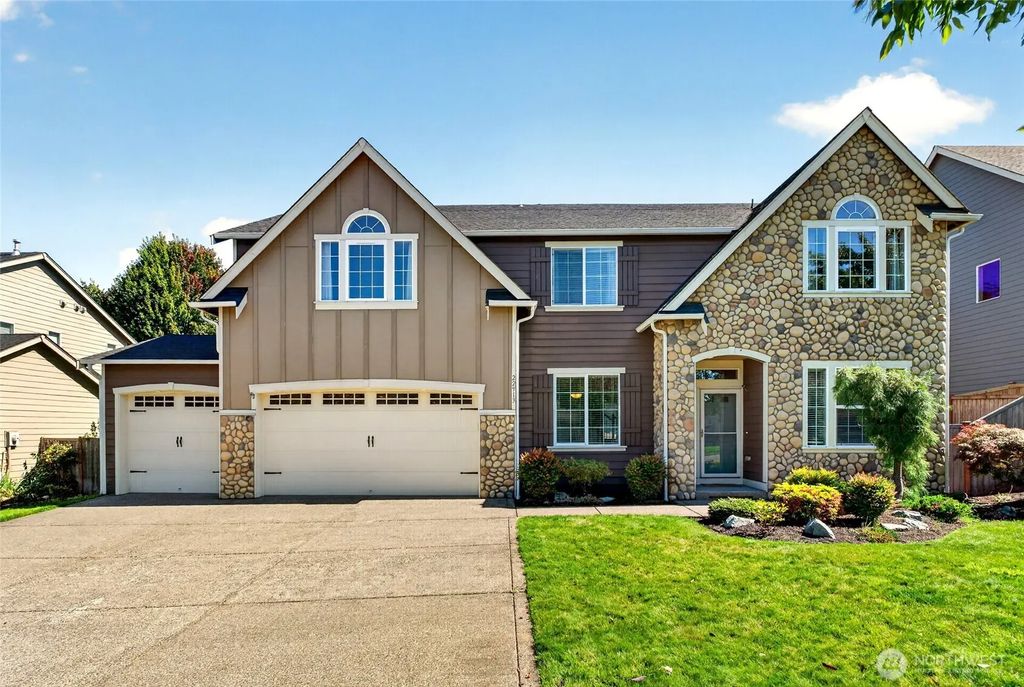 22913 E 81st Avenue Ct E, Graham