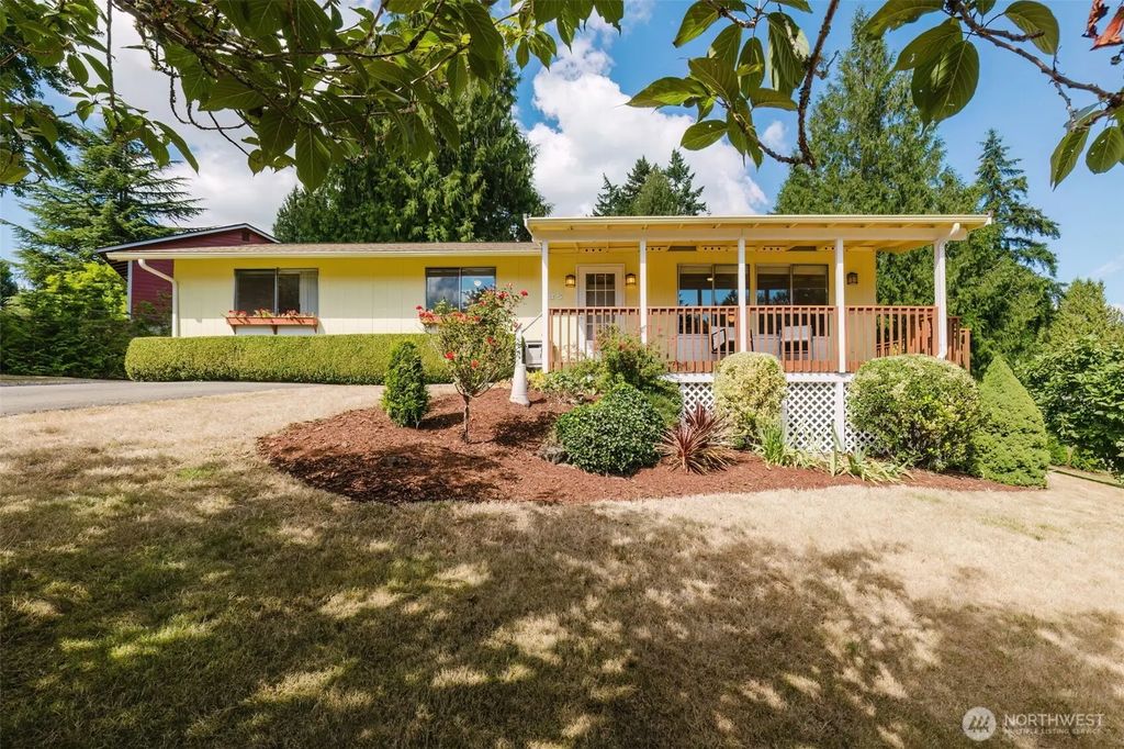 735 Nw Firglade Drive, Bremerton