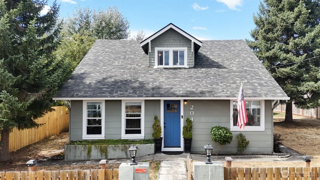 204 Se 2nd Street, Rainier