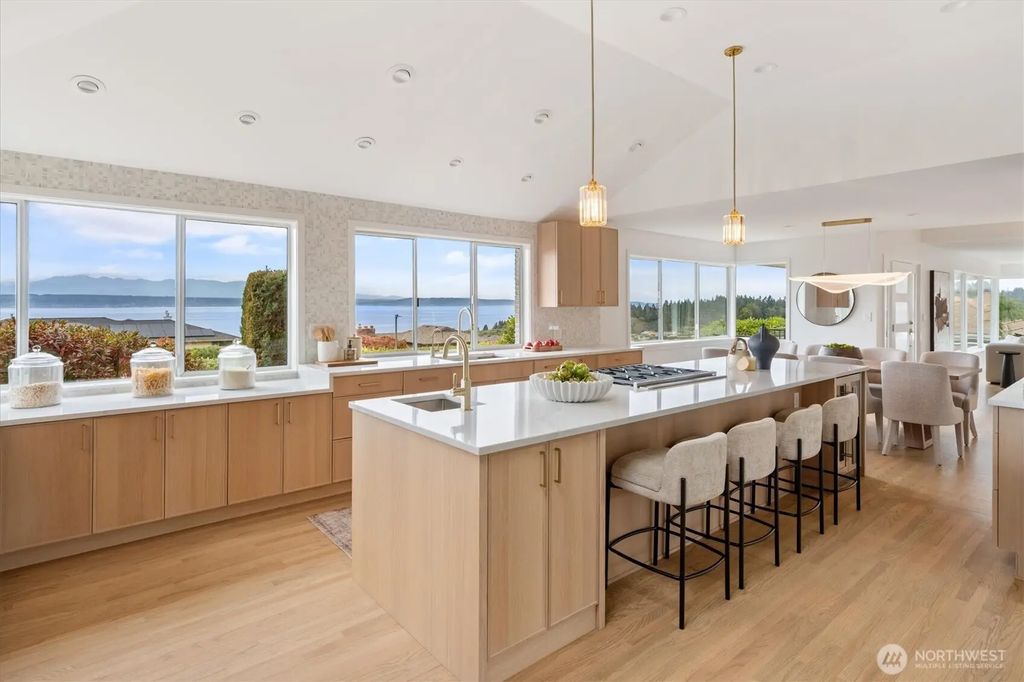 17730 14th Avenue Nw, Shoreline